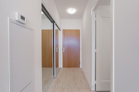 Photo 4 at 1910 - 8960 Jane Street, Vellore Village, Vaughan