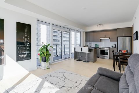 Photo 17 at 1910 - 8960 Jane Street, Vellore Village, Vaughan