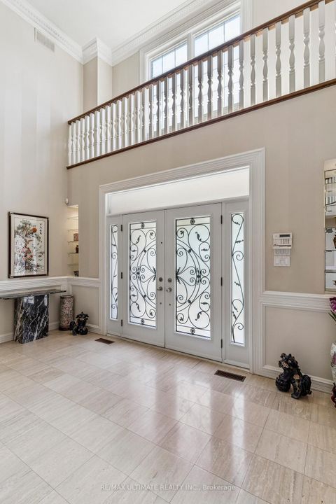 Photo 7 at 1 Versailles Court, Don Mills, Toronto