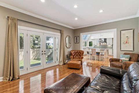 Photo 13 at 1 Versailles Court, Don Mills, Toronto