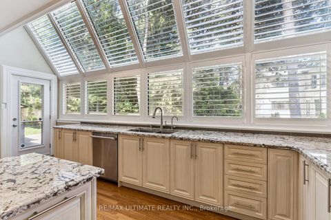 Photo 15 at 1 Versailles Court, Don Mills, Toronto