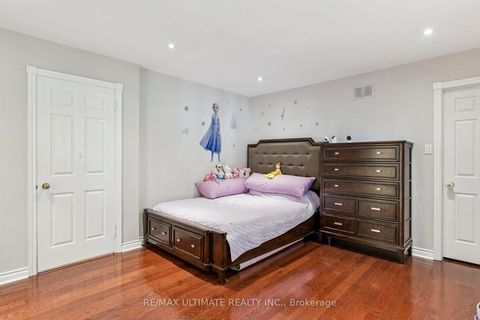 Photo 29 at 1 Versailles Court, Don Mills, Toronto