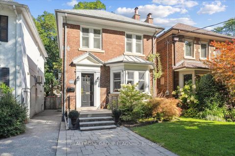 Photo 2 at 466 St Clements Avenue, Lawrence Park South, Toronto