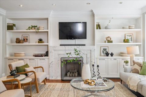 Photo 7 at 466 St Clements Avenue, Lawrence Park South, Toronto