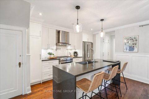 Photo 21 at 466 St Clements Avenue, Lawrence Park South, Toronto
