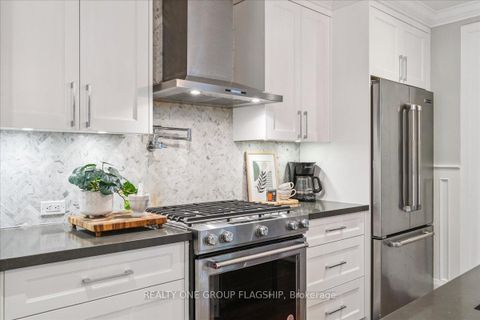 Photo 24 at 466 St Clements Avenue, Lawrence Park South, Toronto