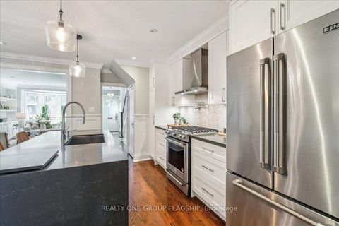 Photo 25 at 466 St Clements Avenue, Lawrence Park South, Toronto