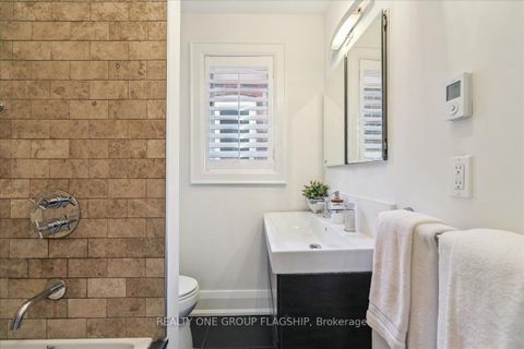 Photo 33 at 466 St Clements Avenue, Lawrence Park South, Toronto