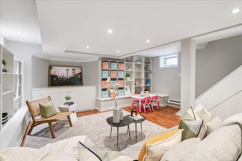 Photo 38 at 466 St Clements Avenue, Lawrence Park South, Toronto