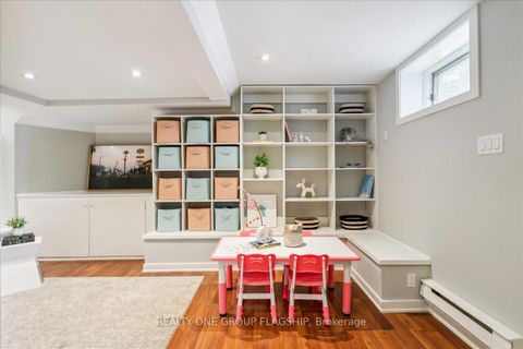 Photo 39 at 466 St Clements Avenue, Lawrence Park South, Toronto
