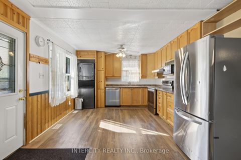 Photo 6 at 2152 25 Side Road, Alcona, Innisfil