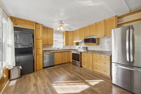 Photo 9 at 2152 25 Side Road, Alcona, Innisfil