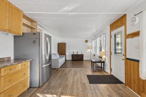 Photo 12 at 2152 25 Side Road, Alcona, Innisfil