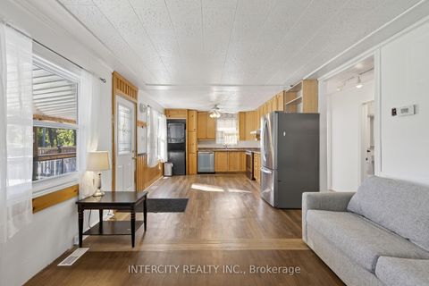 Photo 17 at 2152 25 Side Road, Alcona, Innisfil