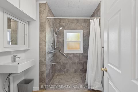 Photo 25 at 2152 25 Side Road, Alcona, Innisfil