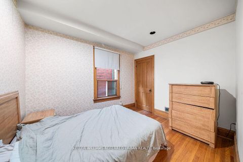 Photo 13 at 123 Gore Vale Avenue, Bellwoods, Toronto