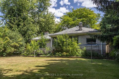 Photo 14 at 10 Campbell Crescent, York Mills, Toronto