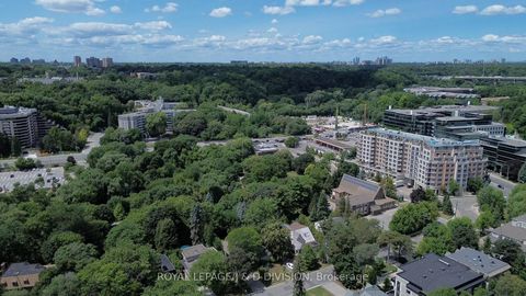 Photo 21 at 10 Campbell Crescent, York Mills, Toronto