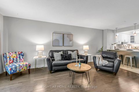 Photo 5 at 25 Castle Rock Drive, North Richvale, Richmond Hill