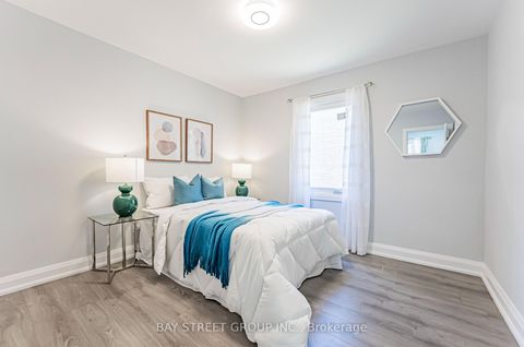 Photo 16 at 51 Rockport Crescent, Crosby, Richmond Hill