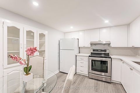 Photo 22 at 51 Rockport Crescent, Crosby, Richmond Hill