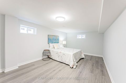Photo 24 at 51 Rockport Crescent, Crosby, Richmond Hill