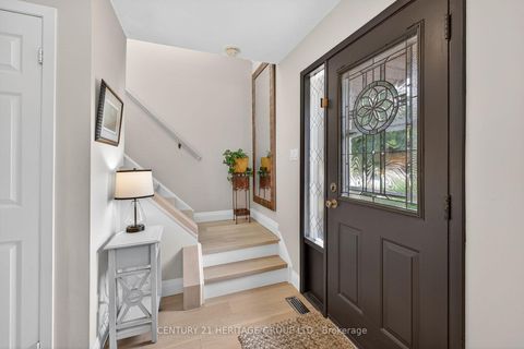 Photo 4 at 57 Stoddart Drive, Aurora Highlands, Aurora