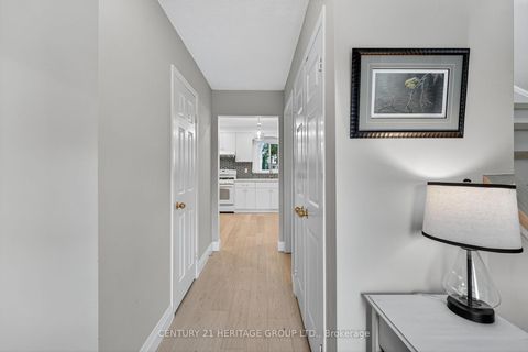 Photo 6 at 57 Stoddart Drive, Aurora Highlands, Aurora
