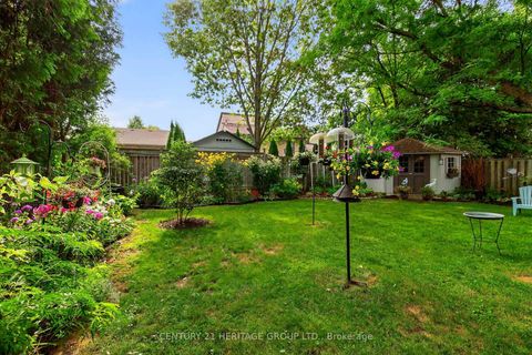 Photo 40 at 57 Stoddart Drive, Aurora Highlands, Aurora