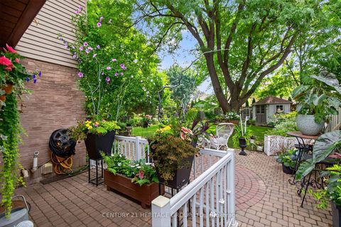 Photo 44 at 57 Stoddart Drive, Aurora Highlands, Aurora
