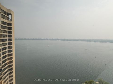 Photo 3 at 3311 - 55 Harbour Square, Waterfront Communities C1, Toronto Photo 3 at 3311 - 55 Harbour Square, Waterfront Communities C1, Toronto