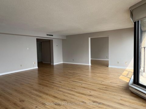 Photo 9 at 3311 - 55 Harbour Square, Waterfront Communities C1, Toronto
