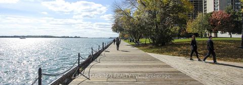Photo 13 at 3311 - 55 Harbour Square, Waterfront Communities C1, Toronto