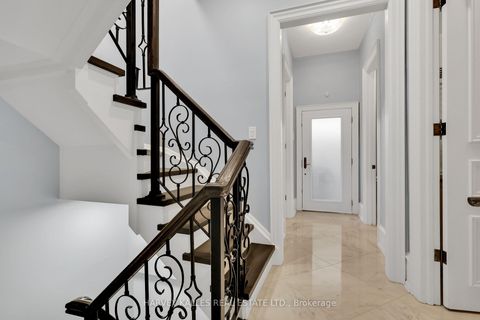 Photo 18 at 113 Coldstream Avenue, Lawrence Park South, Toronto
