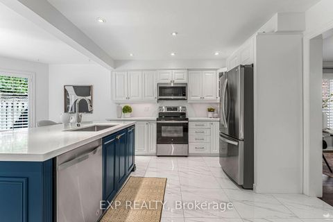 Photo 11 at 2816 Rosewood Lane, CV Clearview, Oakville