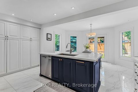 Photo 13 at 2816 Rosewood Lane, CV Clearview, Oakville