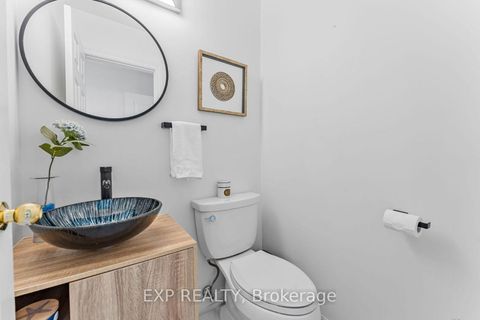 Photo 20 at 2816 Rosewood Lane, CV Clearview, Oakville