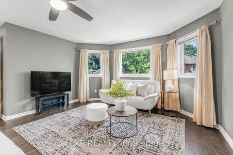 Photo 25 at 2816 Rosewood Lane, CV Clearview, Oakville