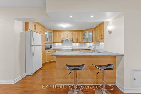 Photo 41 at 2816 Rosewood Lane, CV Clearview, Oakville