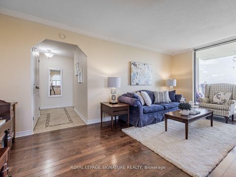 Photo 7 at 1914 - 60 Pavane Linkway, Flemingdon Park, Toronto