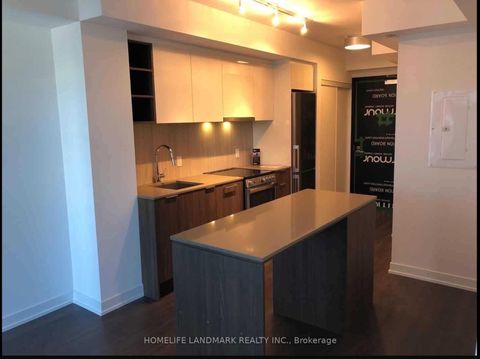 Photo 16 at 523 - 31 Tippett Road, Clanton Park, Toronto
