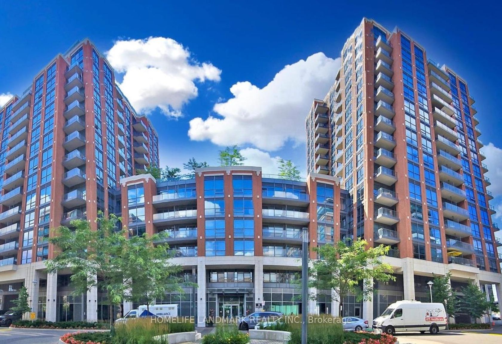 523 - 31 Tippett Road, Clanton Park, Toronto 