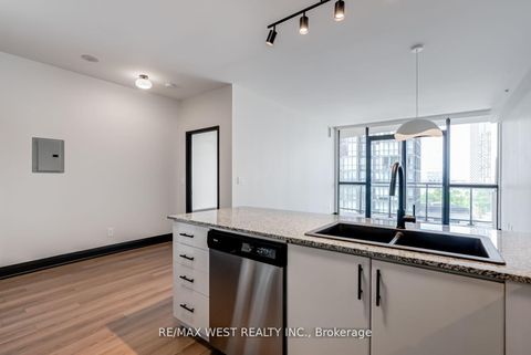 Photo 11 at 606 - 2900 Highway 7 Road, Concord, Vaughan