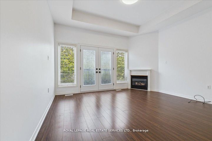 Photo 4 at 3302 Pinto Place, Cooksville, Mississauga