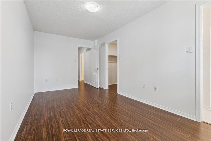 Photo 23 at 3302 Pinto Place, Cooksville, Mississauga