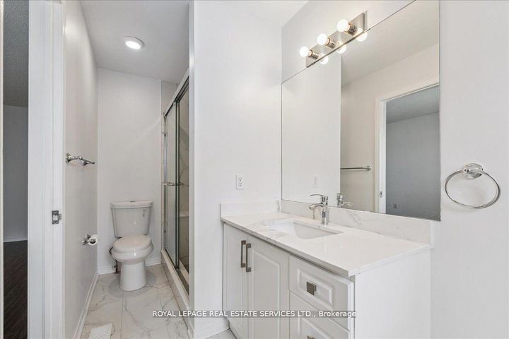 Photo 24 at 3302 Pinto Place, Cooksville, Mississauga