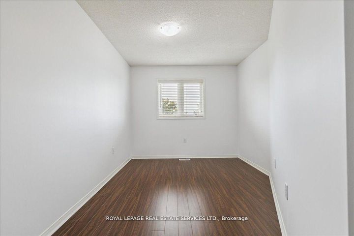 Photo 28 at 3302 Pinto Place, Cooksville, Mississauga