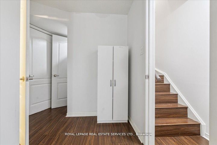 Photo 33 at 3302 Pinto Place, Cooksville, Mississauga