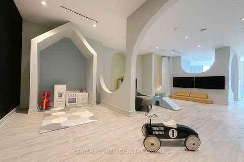 Photo 18 at 608 - 270 Dufferin Street, South Parkdale, Toronto