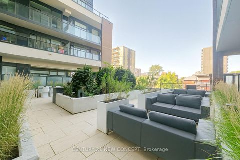 Photo 20 at 608 - 270 Dufferin Street, South Parkdale, Toronto